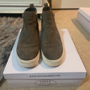 Gray Steve Madden Hightop Sneakers